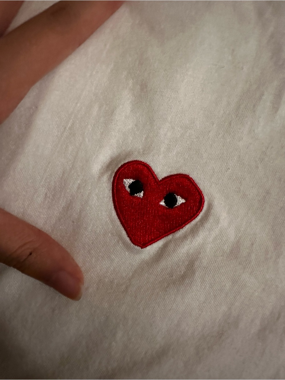 Comme Des Garcons Play White Shirt Red Heart Womens Small - Picture 2 of 5
